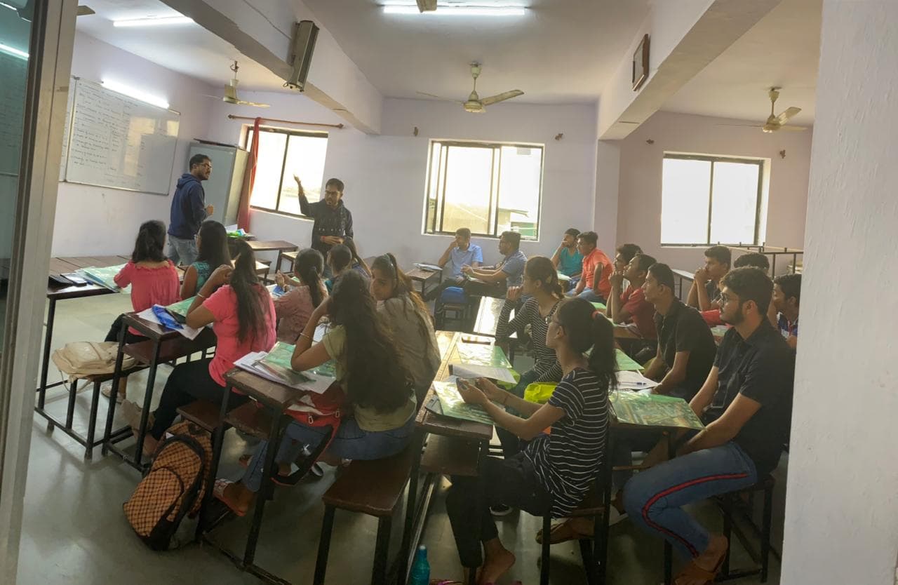 Arena Animation Sayajigunj Vadodara Guest Workshop by Faculty photo 12